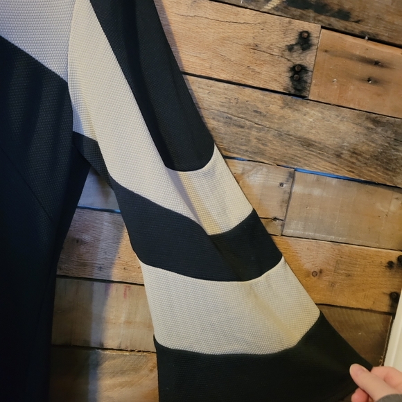 Gabby Skye back and tan mid length dress size 14 - Picture 3 of 10